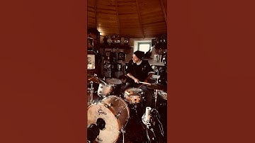 1950s Gretsch Snare… Ash Soan Windmill Studio #drums #recording #drummer  #recordingdrums