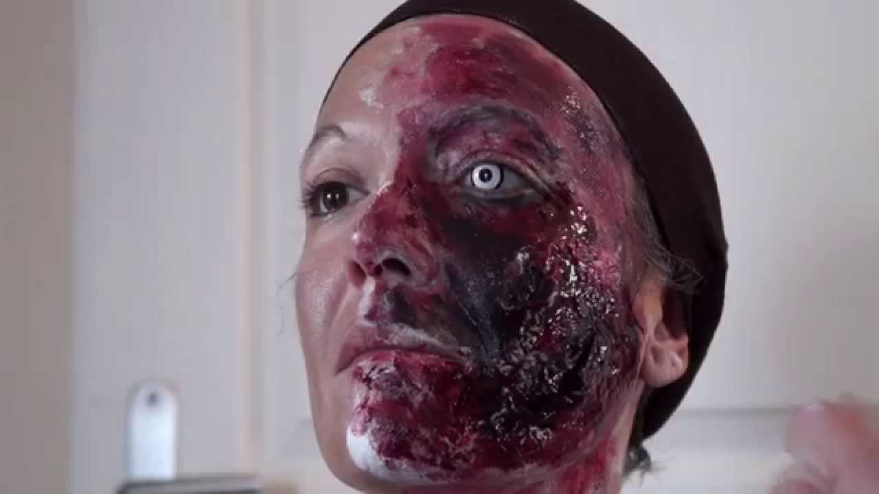 Maquillage au latex zombie !