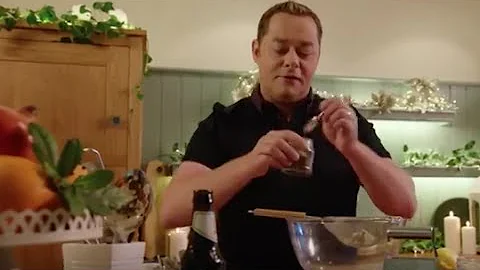 Neven Maguire's Delicious Auntie Maureen's Plum Pu...