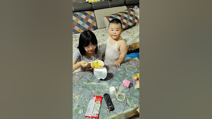 小馋猫又来了😄#姐俩日常 #人类幼崽 #小吃货的日常