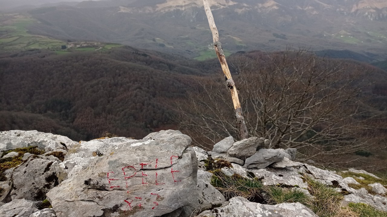 Hirumuga  Atume  Epele  Mergelu 2026 4K