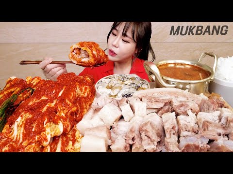 SUB) 선화동 매운 실비김치 &amp;<strong>amp</strong>; 실비파김치와 생굴 통수육 남김없이 싹싹 먹방 ♥ SPICY KIMCHI BOSSAM <strong>REAL</strong> SOUND ASMR MUKBANG
