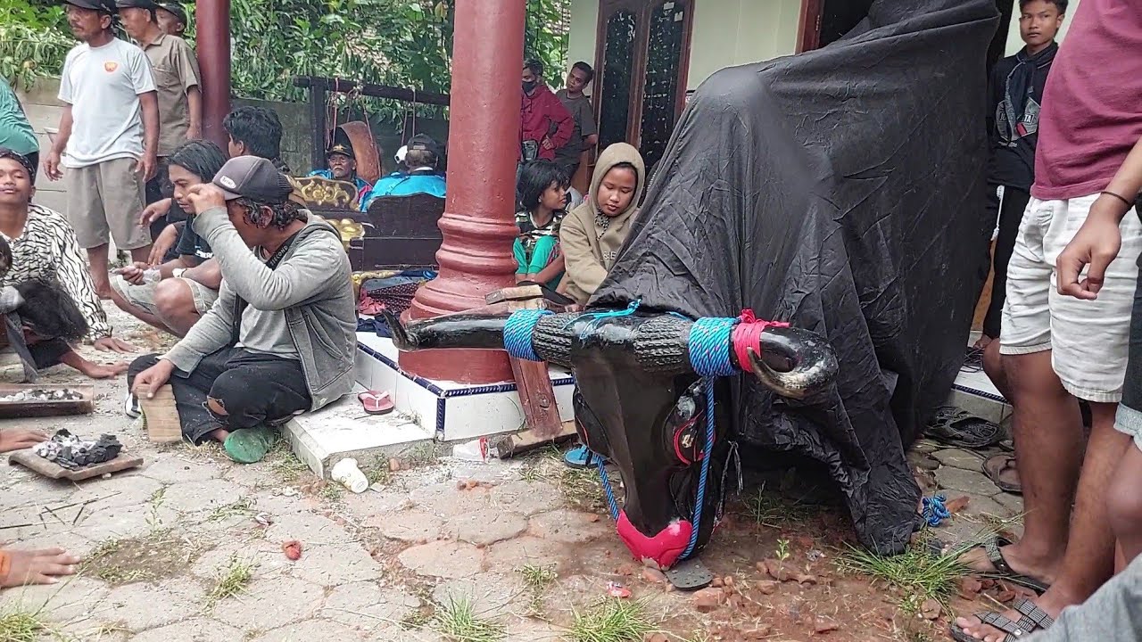 Bantengan Ngamuk Putro Khantil Live Ardilangu Dlanggu Mojokerto