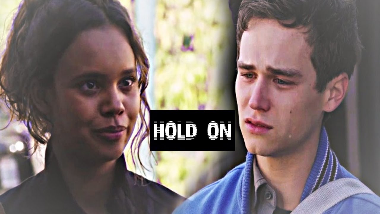 ■ Justin + Jessica » Hold on