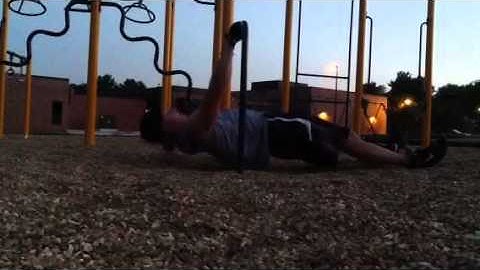 Plyo inverted rows