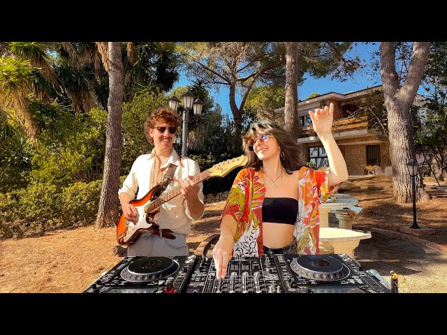 Groovy House Music Mix - Funky Outdoor Cooking | Flavour Trip DJ Set class=