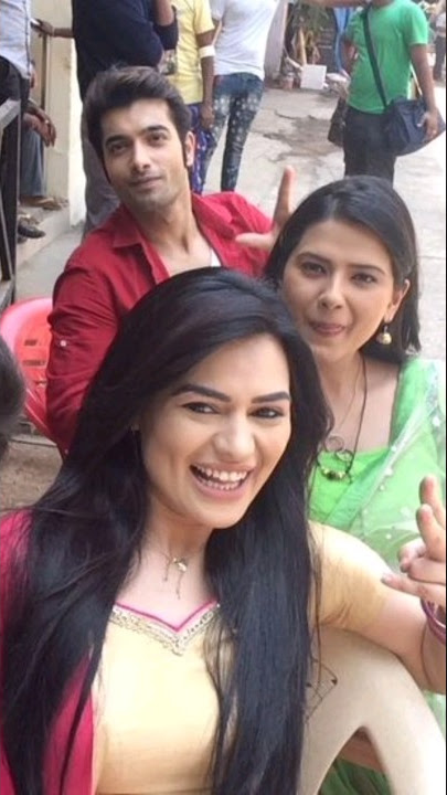 Kasam tere pyaar ki  Offscreen masti 😘 Rishi tanuja family#shorts #ytshorts