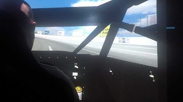 iRacing with Simxperience Stage 3 and Projector