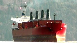 Time Lapse Ship Bulk Avenir Vancouver Island Canada