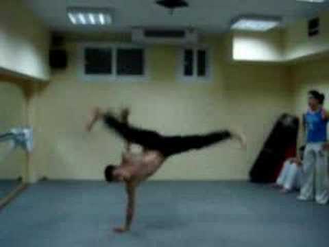 Capoeira Acrobacias, Komotini