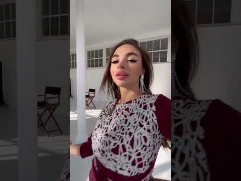 Жіноча коктейльна мінісукня "Сніж" однотонна з сіткою люрекс (Розміри 42,44,46), Бордо, видео 1