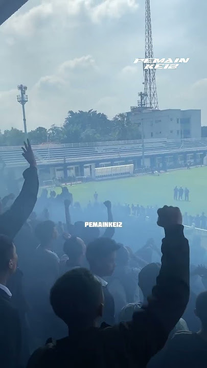 BOBOTOH: “AYO AYO PERSIB BANDUNG BIKIN MALU PERSIJA”