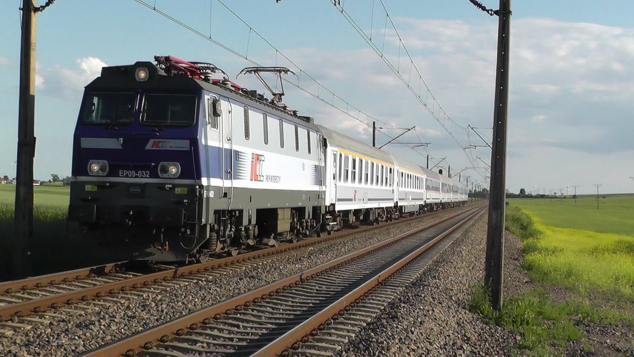 EP09-032  Doppler effect 160km/h