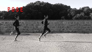 POSE RUNNING POSE FALL PULL