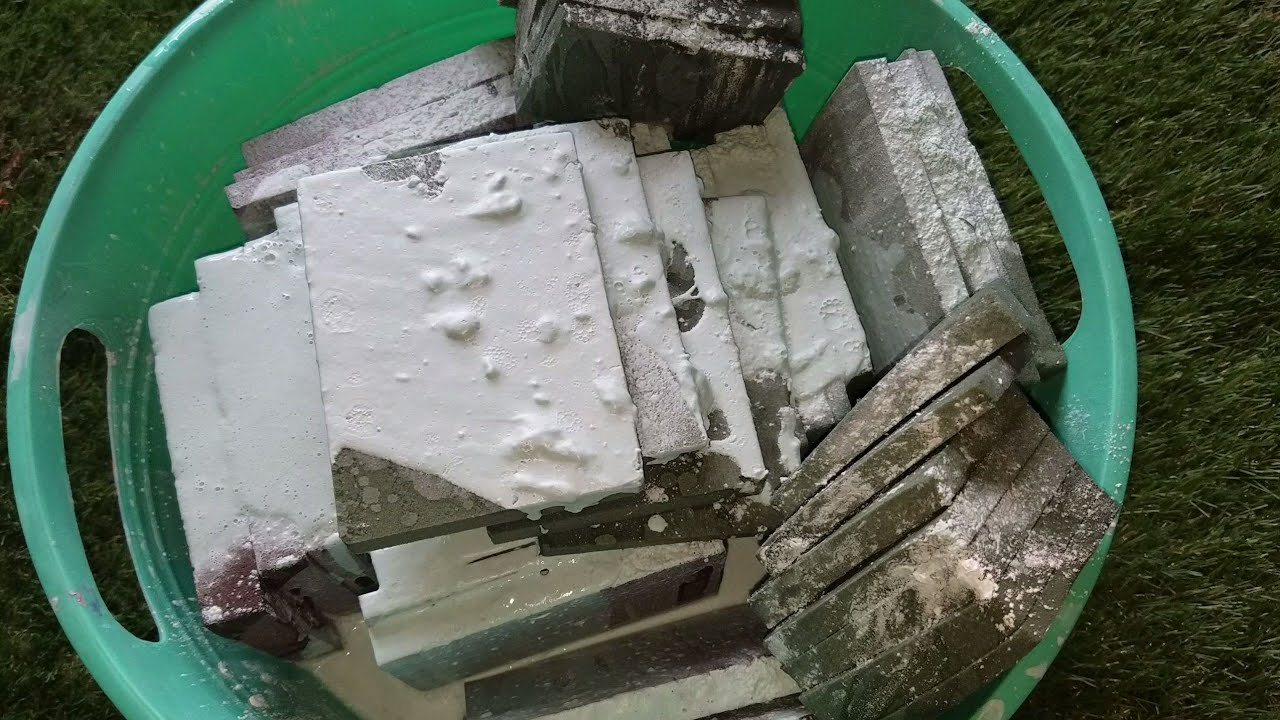 Messy Sahara & Oasis Foam W/Wet Paste