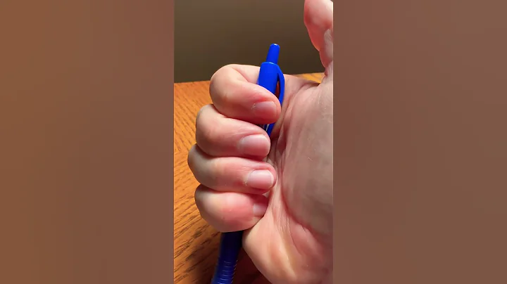 7 Seconds of Pen Clicking ASMR #shorts #asmr #satisfyingasmr #clicking