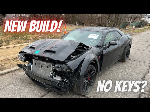 Video: 60 000 dolarů Dodge Challenger Hellcat ztroskotával ONE HOUR poté, co byl koupen