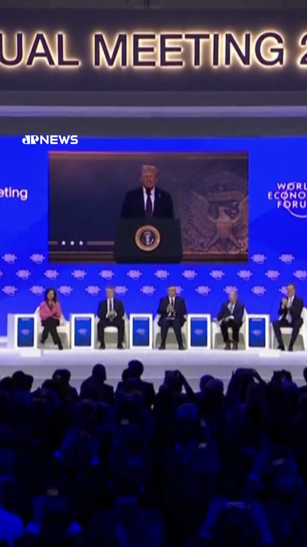 Trump diz que cirurgias de redesignação sexual se tornarão muito raras nos EUA
