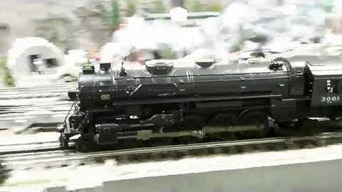 RailKing "Mohawk" Hauls 43 Cars at the Milwaukee Lionel Railroad Club