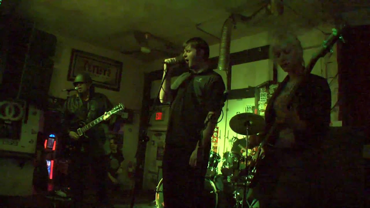 Gonzo - The National Anthem @ Churchill's Pub (11-23-10)