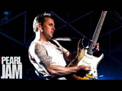 "Unthought Known" - Live from Berlin 2010 - Pearl Jam