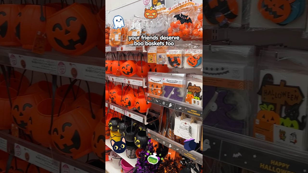 Friends deserve boo baskets too👻🎃 will you be making one this year? ✨