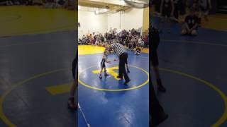 Bangor, PA wrestling girl pins boy fast