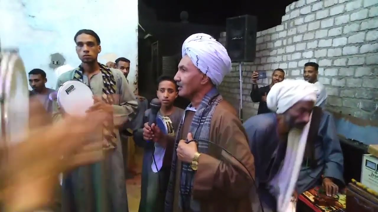 الشيخ أحمد الفقي يهيم مدحاً في حضرة الشيخ سيد عبد القادر الحباظى ( مايو 2022 )