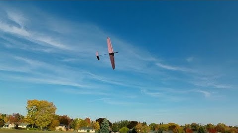 1m Apogee DLG  short clip.