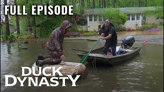Duck Dynasty: There Will be Flood - Full Episode (S10, E7) | Duck Dynasty