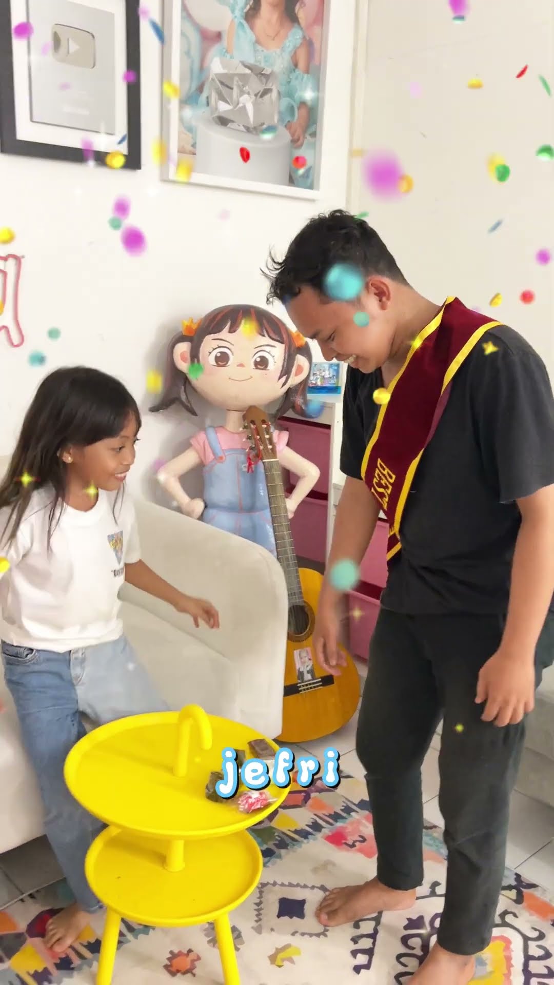 LEIKA BAGI BAGI JUMAT BERKAH KEDATANGAN ARTIS ?? #leika #shorts