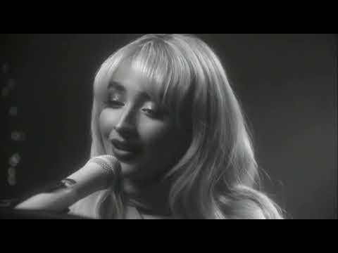 Cindy Lou Who Sabrina Carpenter A Nonsense Christmas Cindy Lou Who Sabrina Carpenter A Nonsense Christmas