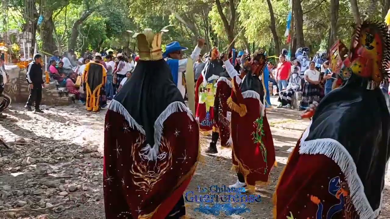 Las danzas tradicionales en el encuentro de vela en Zitlala