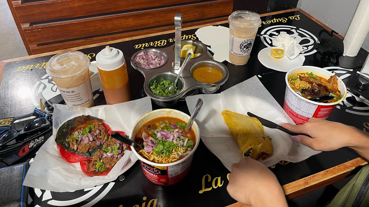 BIRRIA ramen, XO tacos, and quesadilla at LA SUPER BIRRIA IN SANTA ANA! YouTube