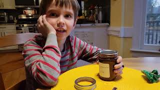 Bernat Tries New Foods - Episode 5, Frog Jam