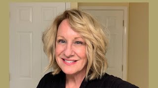 Curling my hair with a flat iron | Lange straightener
