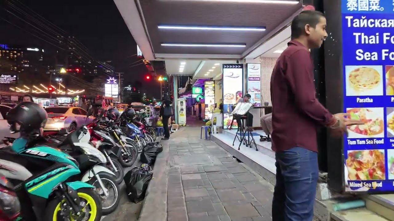 Walking Around Pattaya: Honey, Soi 13/1,  Buakhao, Diana, & Tree Town - February 2026