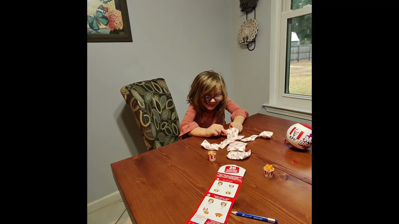 Laurel opens 2 KFC minis!