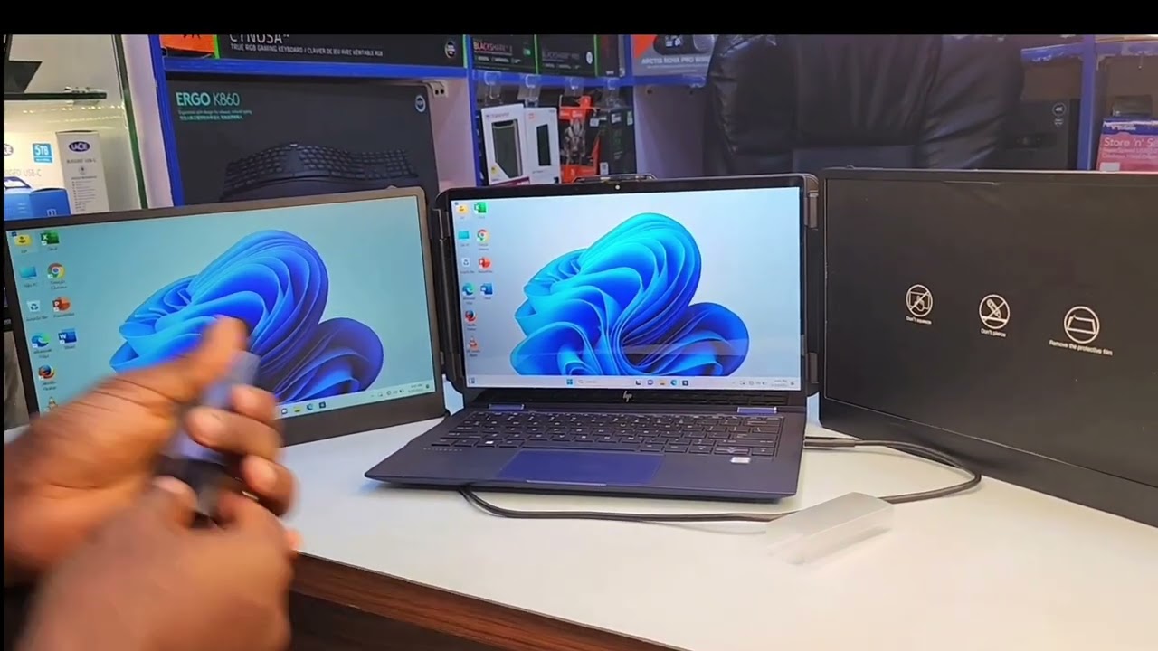 Laptomo P7 15.6'' Triple Screen Laptop Monitor Extender