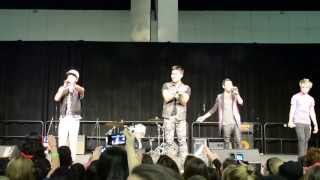 IM5 "Kiss You" Girltopia