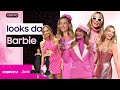 Margot Robbie veste looks icônicos da Barbie para divulgação de filme live action | Confira modelos