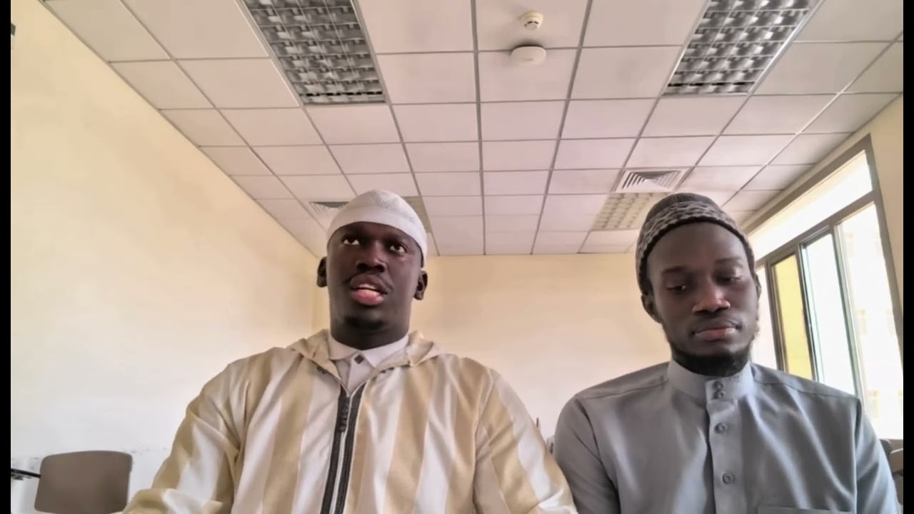 قراءة حجازية رائعة جدا في احدى قاعات كلية القرآن الكريم