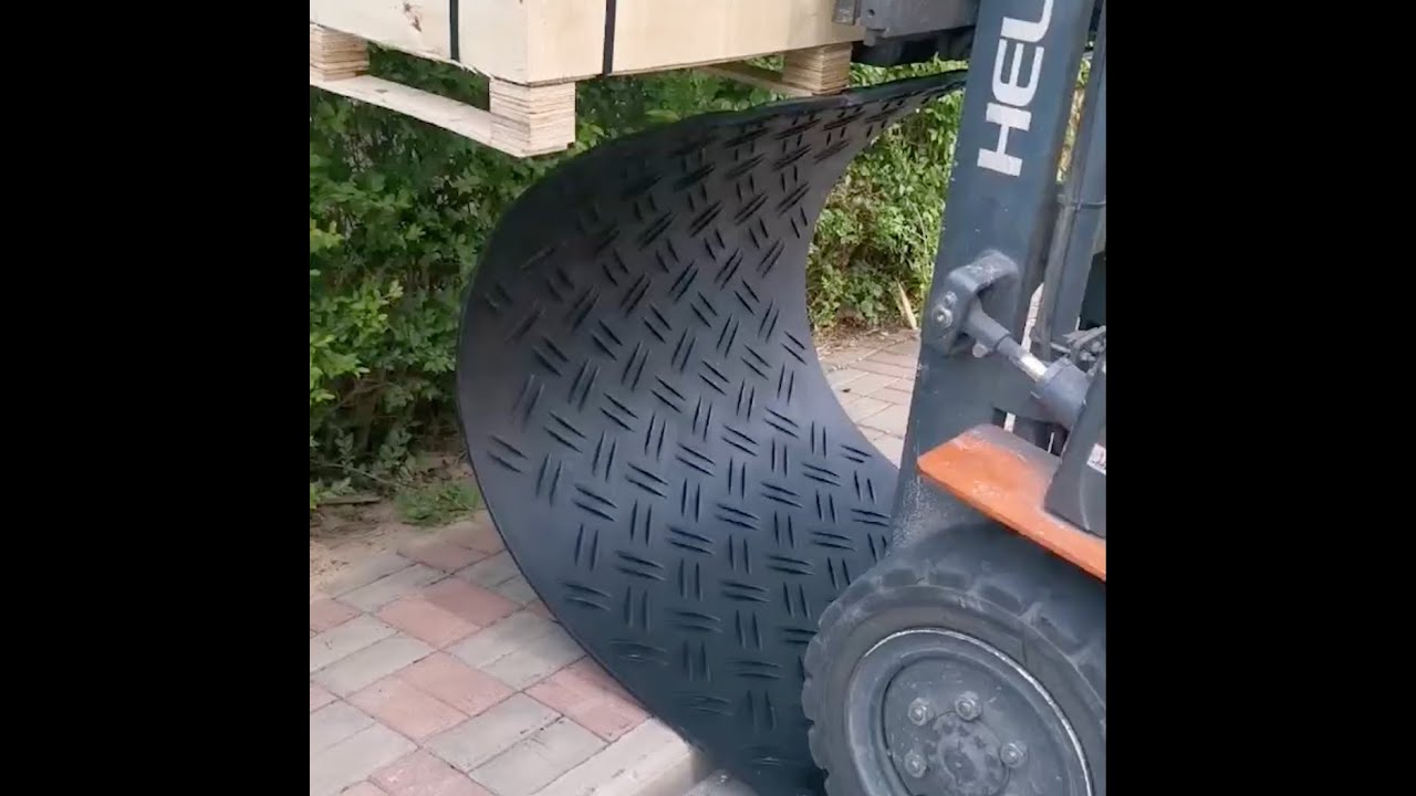 強化型プラスチック敷板こうじばん４x８強度試験