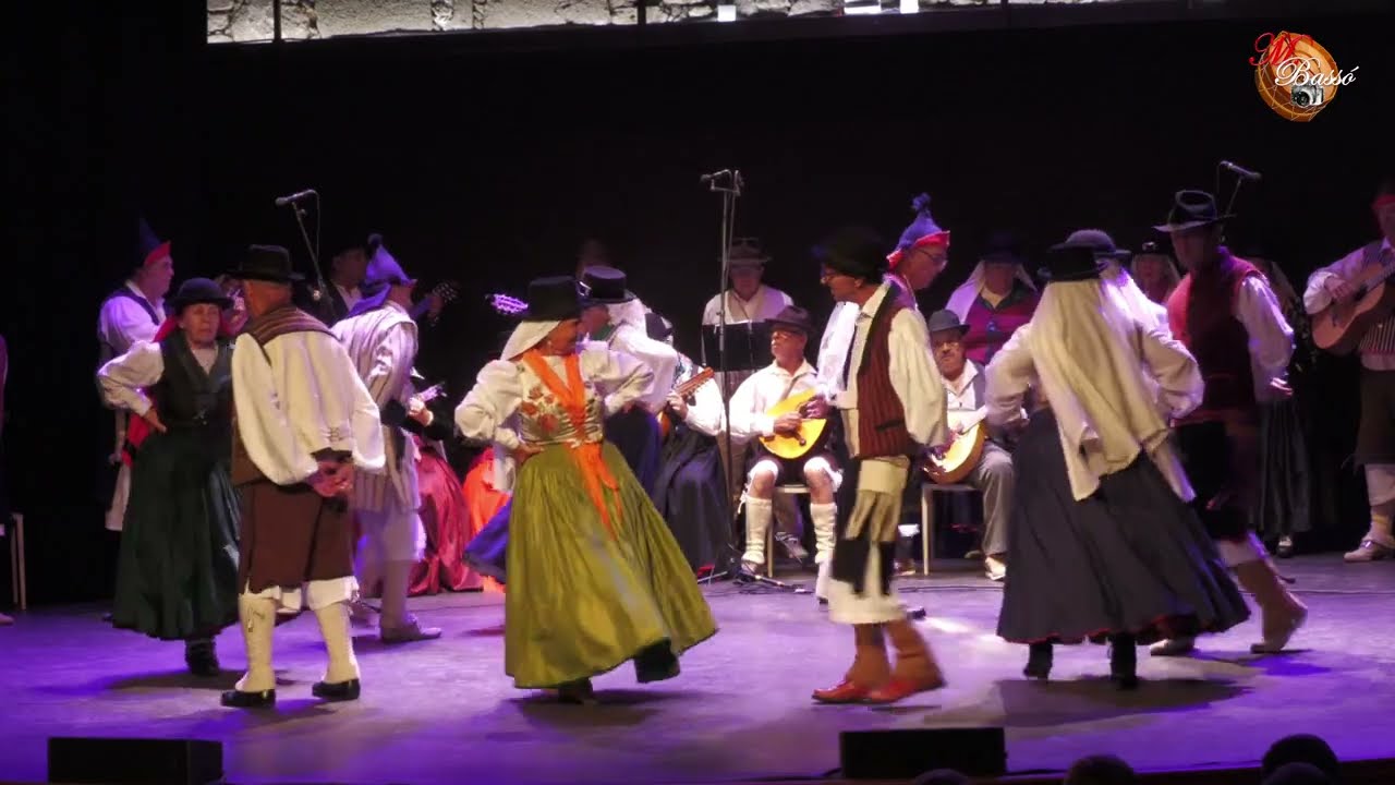 A. F,  LA VILLA.  AGUIMES.