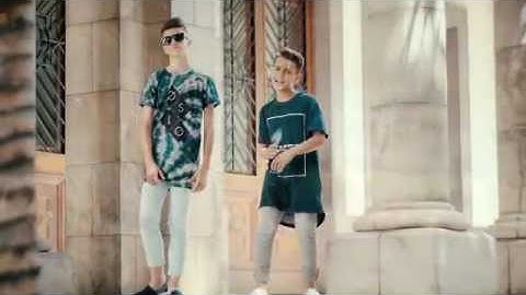 Thumbnail of Andas En Mi Cabeza - Adexe & Nau (Chino & Nacho ft. Daddy Yankee Cover)