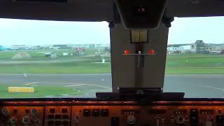 Cockpit View - Boeing 747 Landing in Amsterdam.