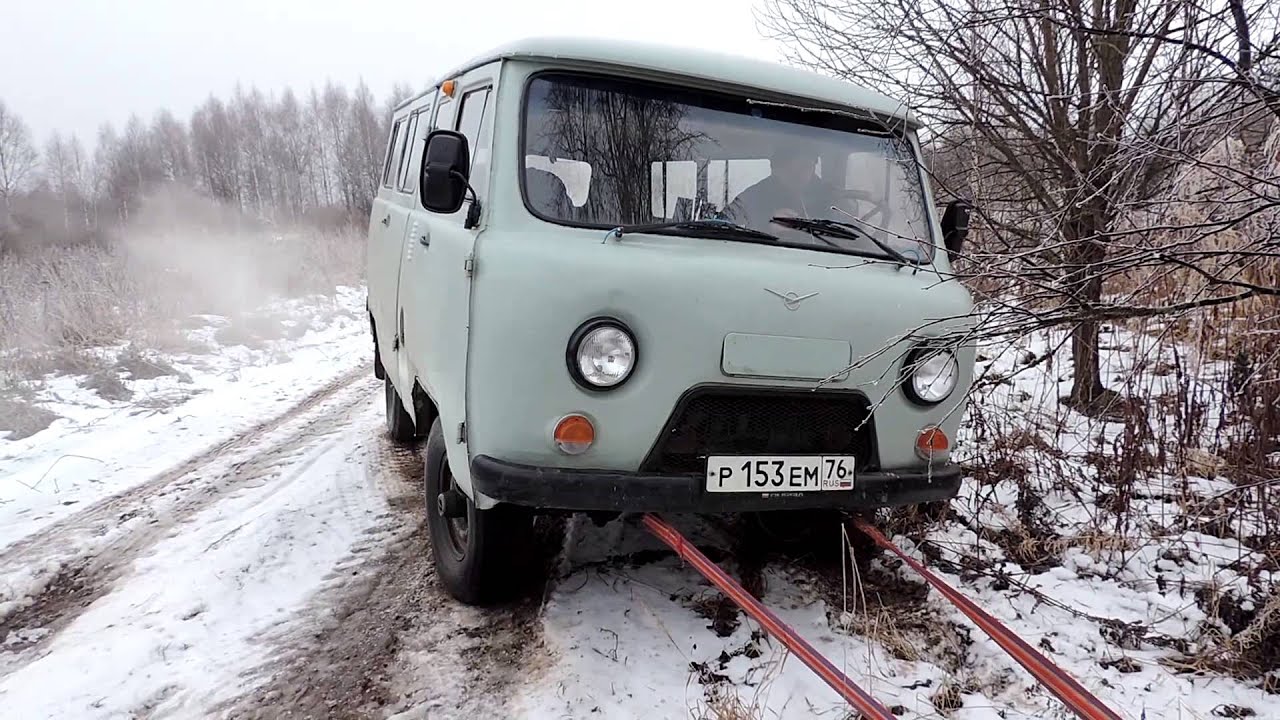 УАЗ 2206 "Буханка" Самоблок БТР 80 бездействует - YouTube