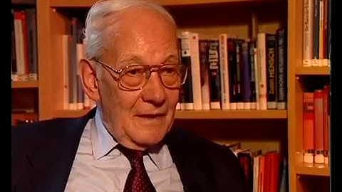 Manfred Eigen - Evolution is a quick process whenever the conditions are good (72/113)