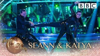 Seann Walsh & Katya Jones Paso Doble to 'Matrix Theme' - BBC Strictly 2018