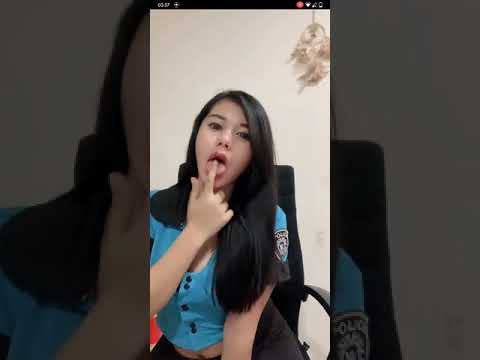 Bigo Live Ratu Doggy Nungging Isap Jari